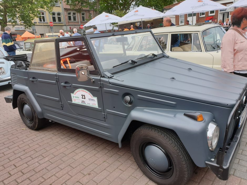 Filialteam Osterfeld im Einsatz bei der Oldtimershow