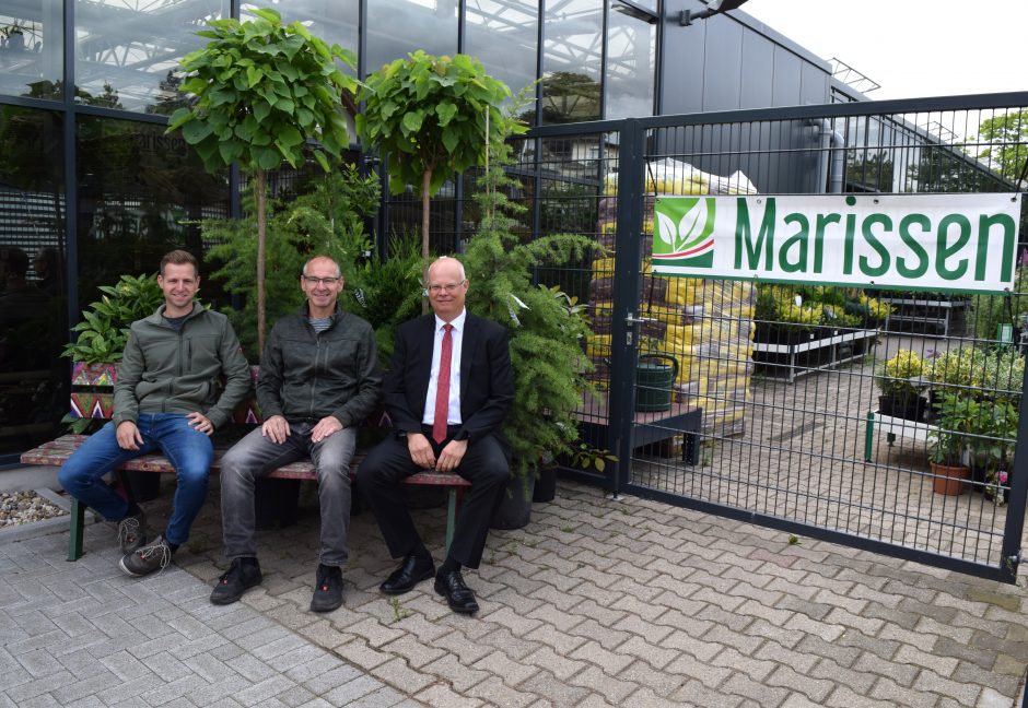 Pflanzenfachwissen in fünfter Generation – seit rund 25 Jahren begleitet die Stadtsparkasse Oberhausen das Gartencenter Marissen als Finanzpartner